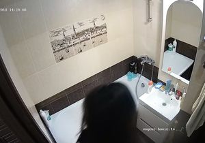 I secretly film buddy's girlfriend taking a shower
