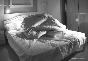 I spy on roommate who makes love with GF under blanket