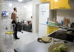 My roommates organize lecherous party in the kitchen