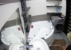 Blonde shaves legs in shower not knowing about cam