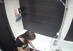 Girl takes a bath and I can't resist watching her