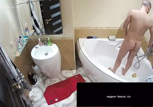 This guy makes me horny as hell when he takes a shower