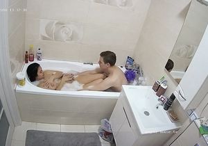 Stepbrother allows himself to take bath together with my GF