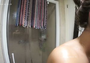Teen is naked in shower so I'm going to see it