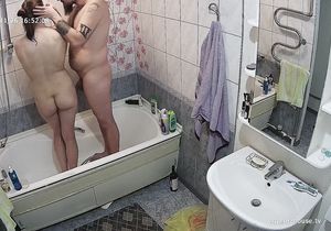 Cock gets hard as I see naked teen and guy in bathtub