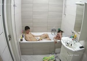 I am spying on sexy young chick in the bathroom