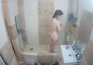 I love to spy on that hot brunette bitch in shower