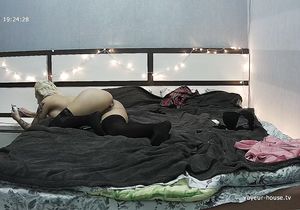 Solo masturbation show by my adorable neighbor girl