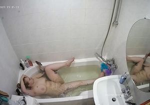 I spied on my teen chubby classmate in the bathroom