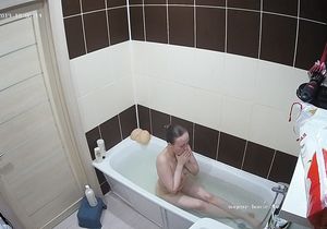 My tenant takes bath with sadness in her eyes
