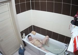 My tenant takes bath with sadness in her eyes