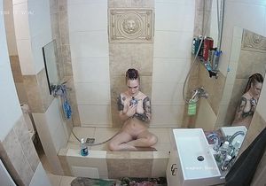 Alt girl wouldn't be happy if she knew that I was filming her