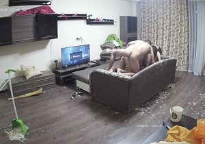Fuckers made a mess in flat but I like them copulating