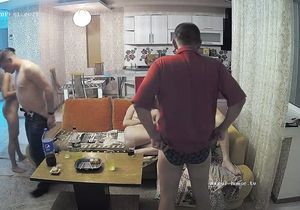 These fuckers copulate in orgy for me to film them