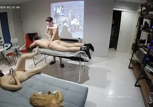 Massage by two wonderful naked girls makes my night